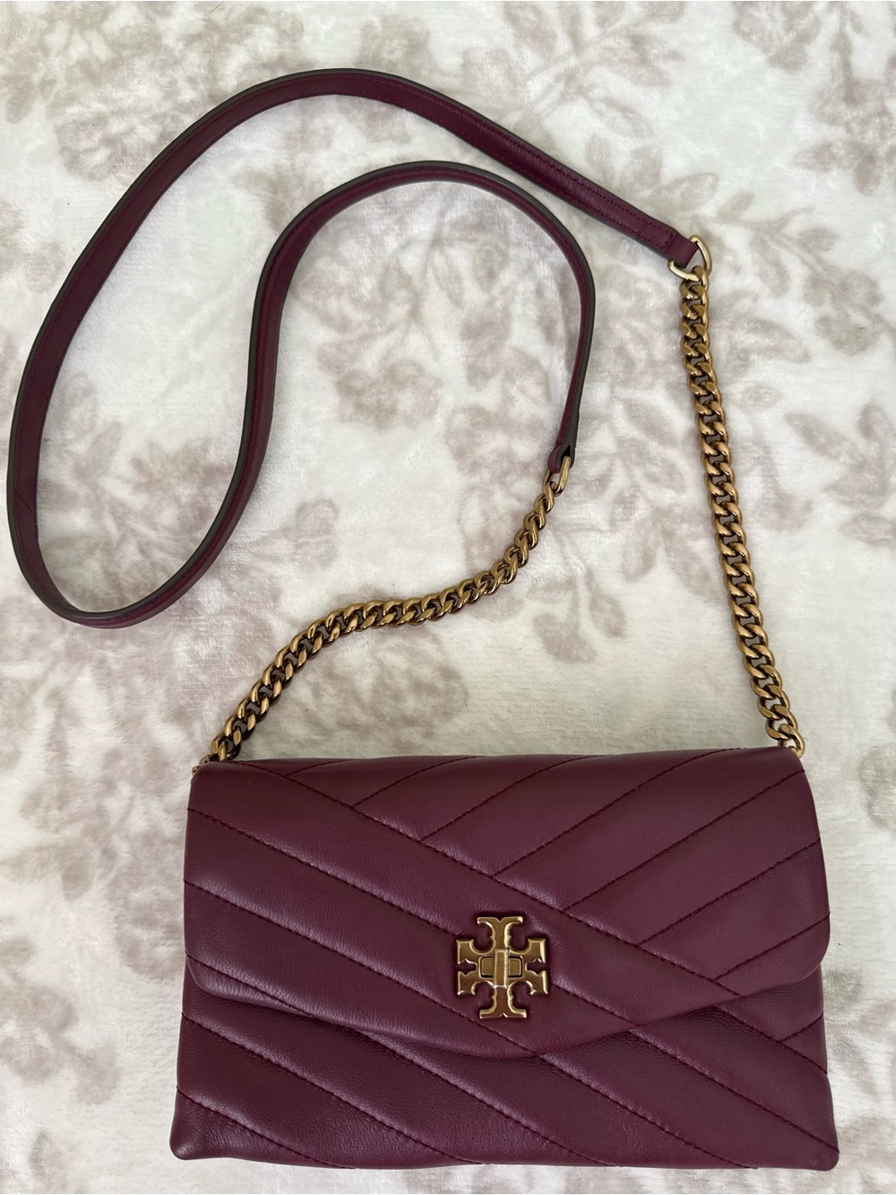 TORY BURCH Kira Chevron Quilted Leather Chain Strap Crossbody Bag in Burgundy